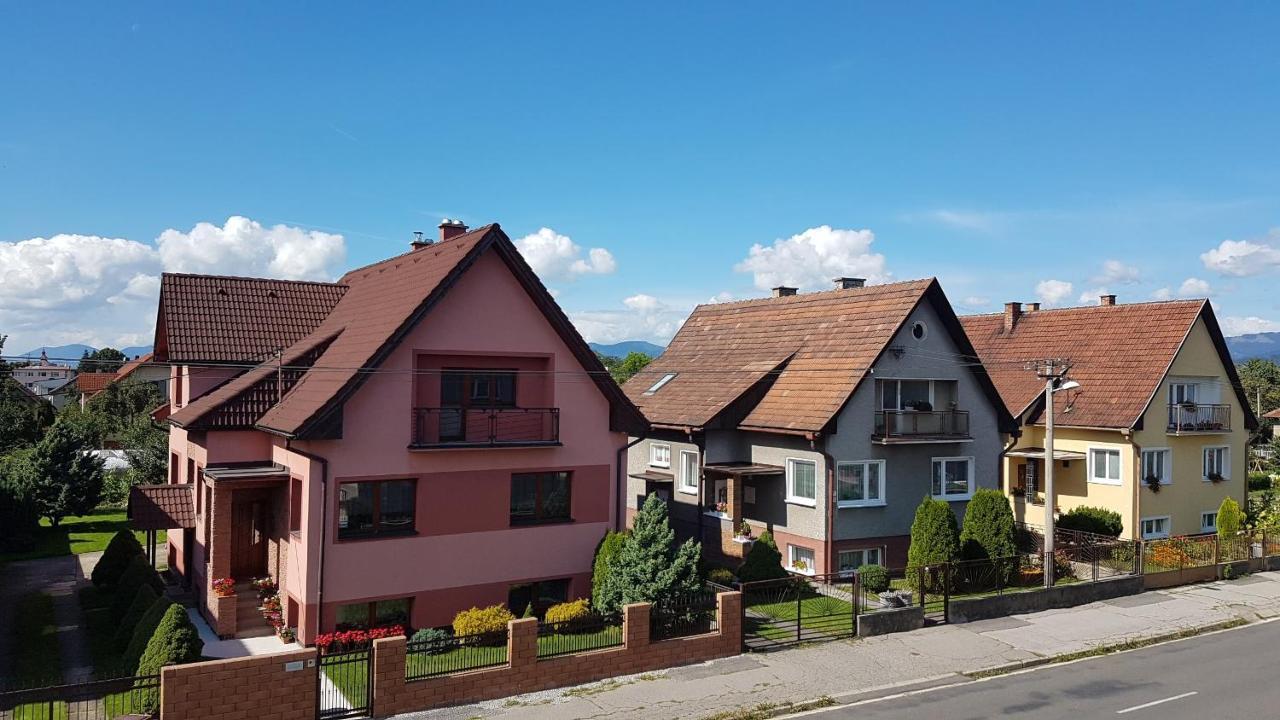 Apartments Iris Liptovský Mikuláš Екстериор снимка